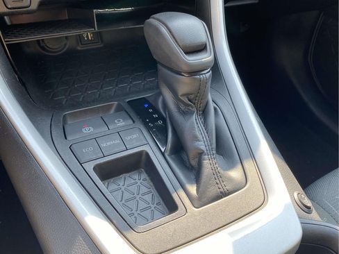 Used 2023 Toyota RAV4 XLE w/ Convenience Package FWD image 29