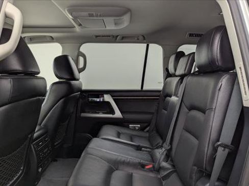 Used 2015 Toyota Land Cruiser AWD/4WD image 13