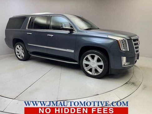 Used 2019 Cadillac Escalade ESV Luxury AWD/4WD image 7