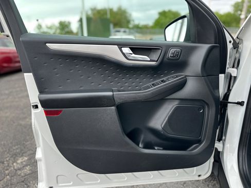 Used 2020 Ford Escape SEL AWD/4WD image 17