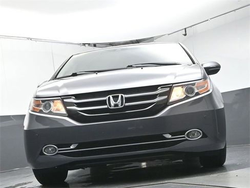 Used 2016 Honda Odyssey Touring Elite image 30