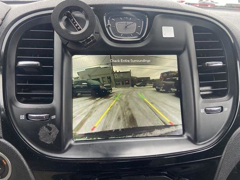 Used 2021 Chrysler 300 S image 17