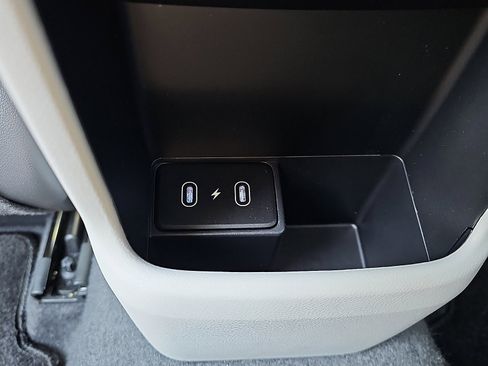 Used 2024 Hyundai Kona SEL image 11