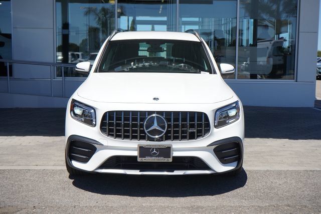 Certified 2022 Mercedes-Benz GLB 35 AMG 4MATIC image 3