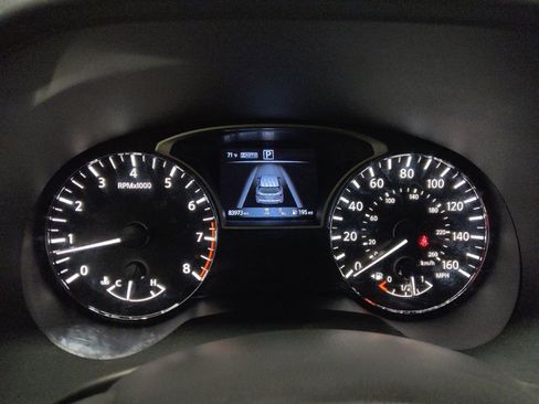 Used 2020 Nissan Pathfinder Platinum AWD/4WD image 23
