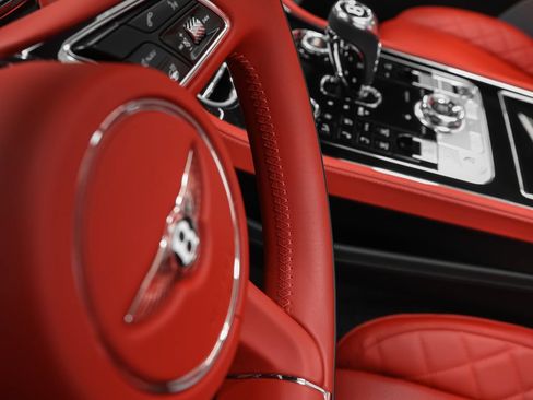 Used 2024 Bentley Continental GT Mulliner AWD/4WD image 50
