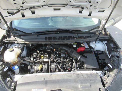 Used 2022 Ford Edge SE image 11