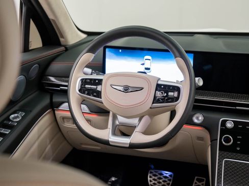 Used 2025 Genesis GV80 3.5T e-SC image 11