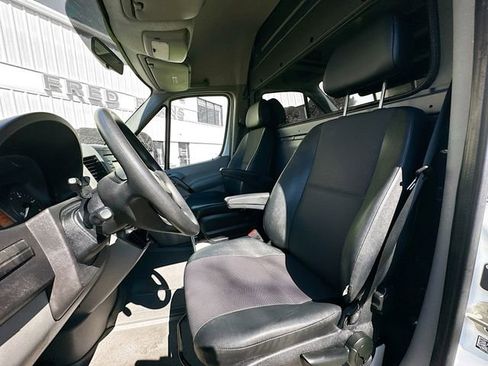 Used 2018 Mercedes-Benz Sprinter 3500 image 19
