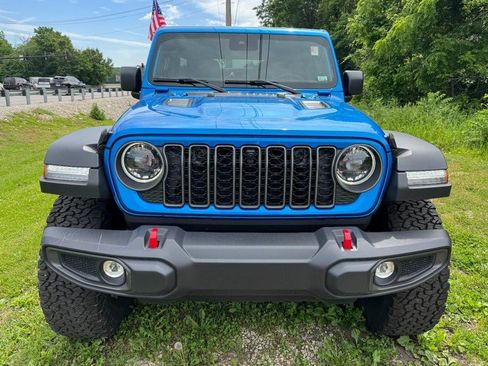 Used 2025 Jeep Wrangler Unlimited Rubicon w/ XTREMEE 35" Tire Package AWD/4WD image 9