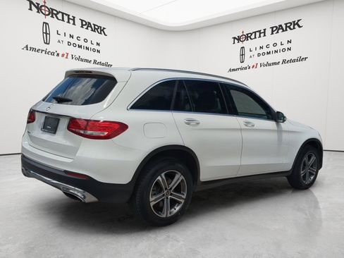 Used 2019 Mercedes-Benz GLC 300 image 5