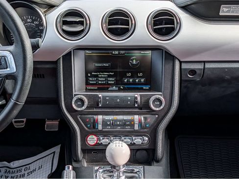Used 2015 Ford Mustang GT Premium RWD image 18