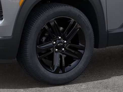 New 2026 Chevrolet TrailBlazer LT w/ Midnight Edition FWD image 9