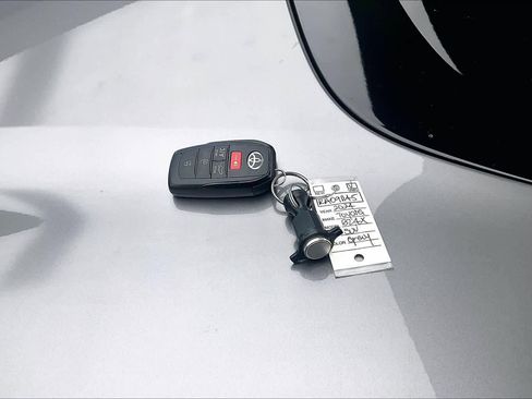 Used 2024 Toyota bZ4X AWD w/ Weather Package image 14