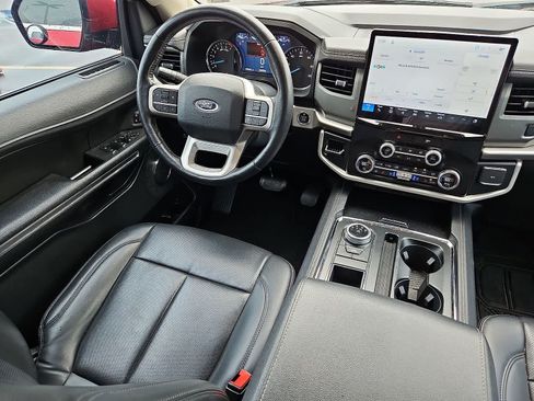 Used 2022 Ford Expedition XLT RWD image 10