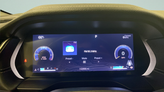 Used 2022 Jeep Grand Cherokee L Limited AWD/4WD image 3
