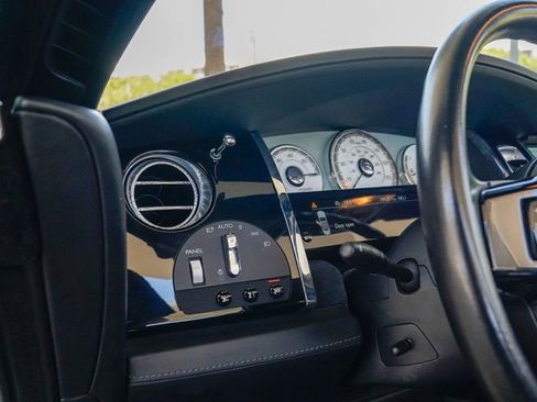 Used 2016 Rolls-Royce Dawn image 56