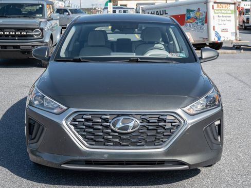 Used 2020 Hyundai Ioniq Blue FWD image 4