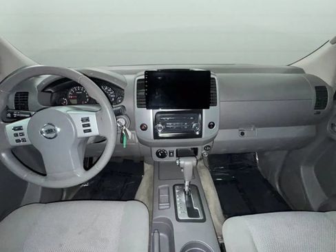 Used 2018 Nissan Frontier SV AWD/4WD image 26