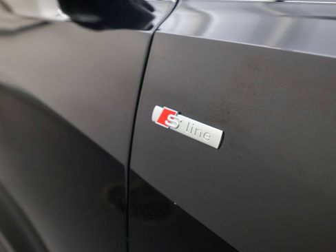 Used 2021 Audi Q8 Premium Plus w/ Premium Plus Package AWD/4WD image 53