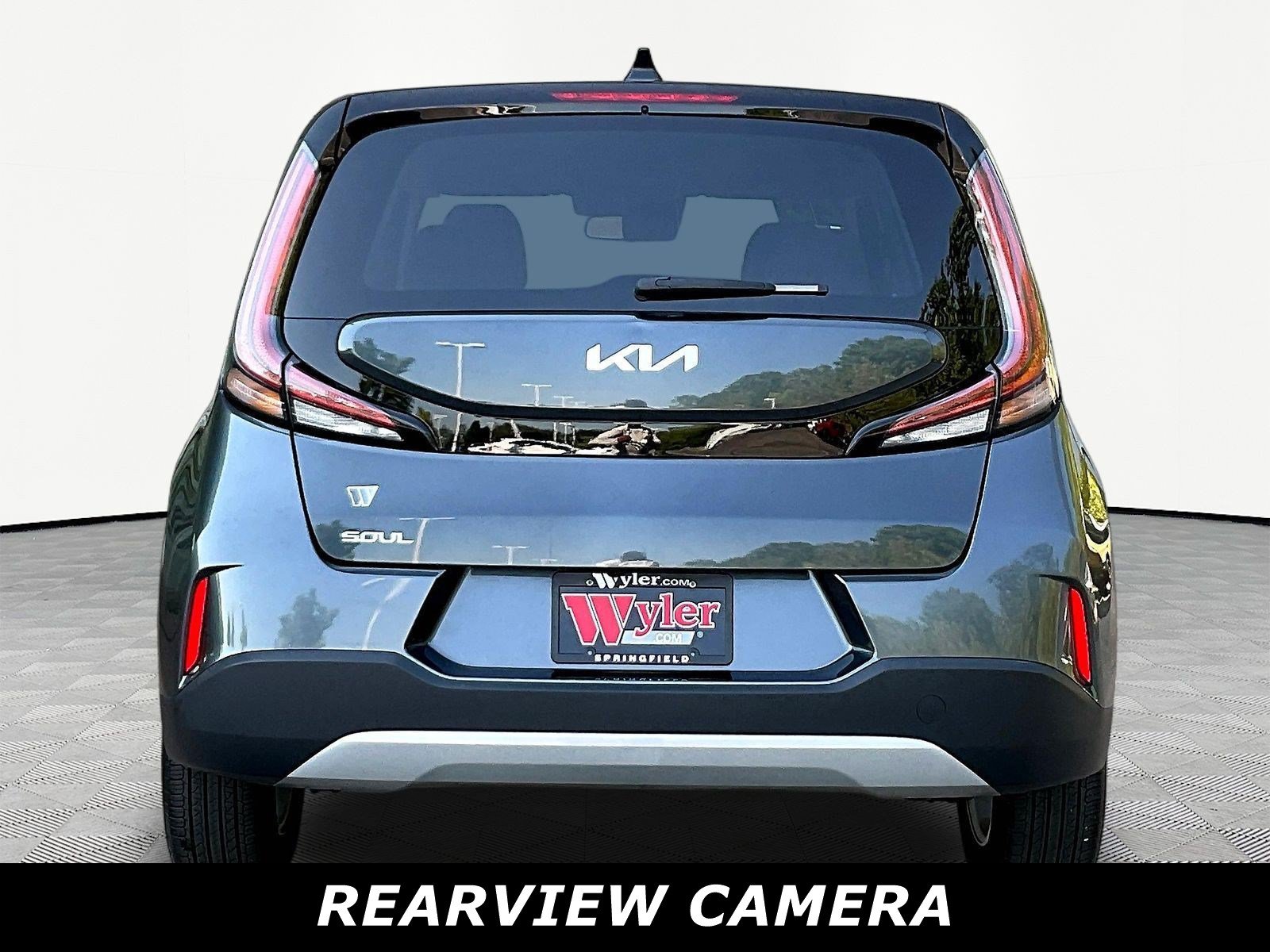 Used 2025 Kia Soul LX w/ LX Technology Package FWD image 5