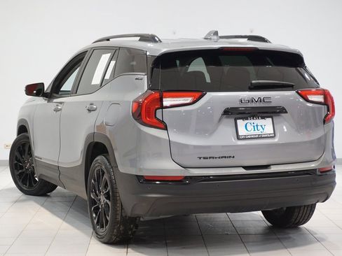 Certified 2024 GMC Terrain SLE w/ Driver Convenience Package image 7