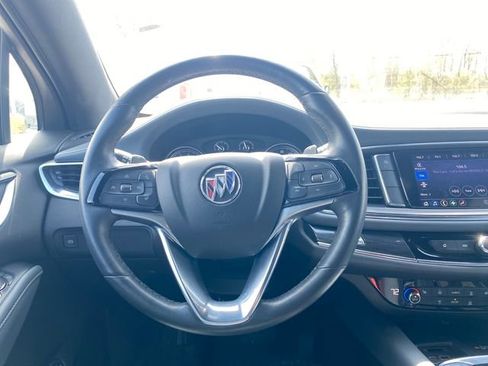 Used 2024 Buick Enclave Essence w/ Sport Touring Edition FWD image 23