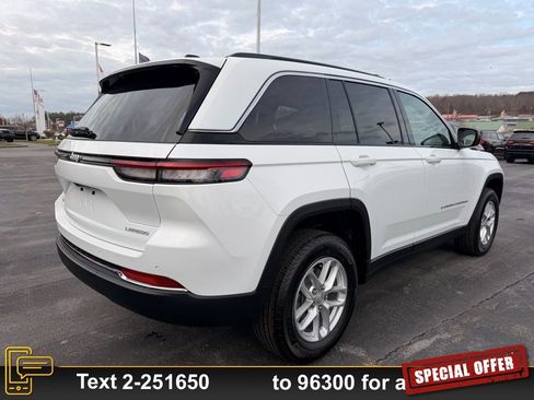 New 2025 Jeep Grand Cherokee Laredo X image 4