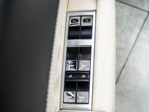 Used 2017 Bentley Continental GT image 35