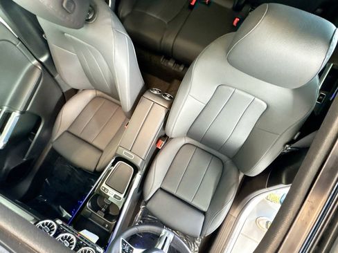 New 2026 Mercedes-Benz GLB 250 4MATIC image 19