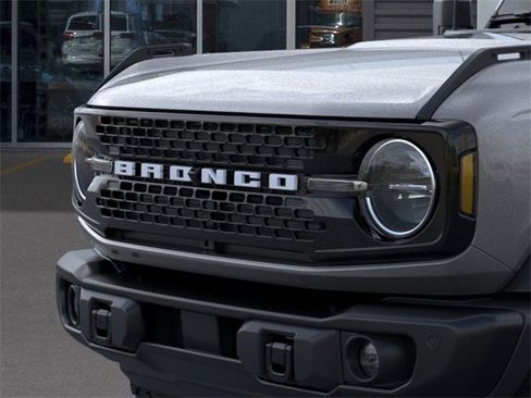 New 2025 Ford Bronco Big Bend w/ Black Diamond Package image 19