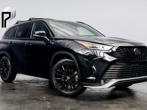 Used 2023 Toyota Highlander XSE image 1