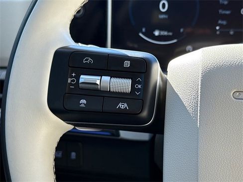 Used 2024 Hyundai Santa Fe Calligraphy image 29