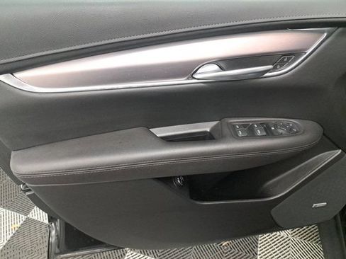 Used 2023 Cadillac XT5 Luxury FWD image 23