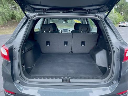 Used 2020 Chevrolet Equinox LS FWD image 25