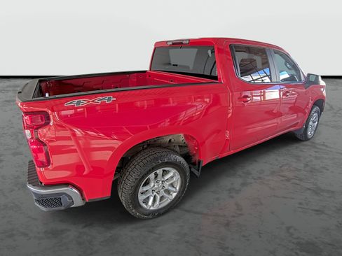 Used 2022 Chevrolet Silverado 1500 LT image 4