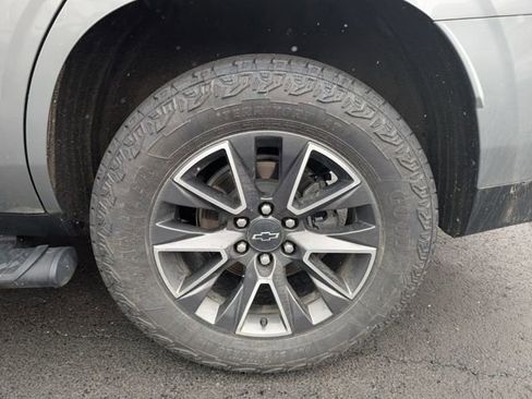 Used 2023 Chevrolet Tahoe Z71 w/ Luxury Package image 24