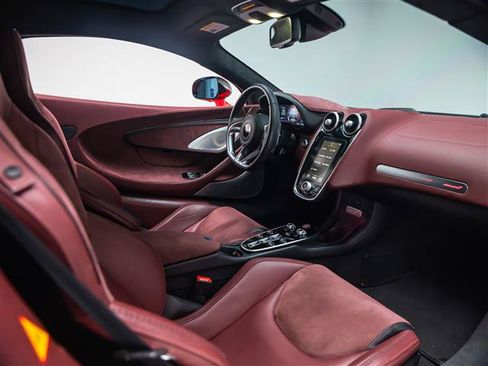 Used 2023 McLaren GT RWD image 34