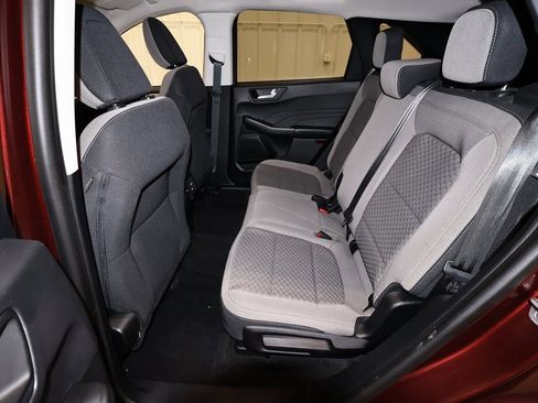 Certified 2021 Ford Escape SE w/ SE Sport Appearance Package image 15