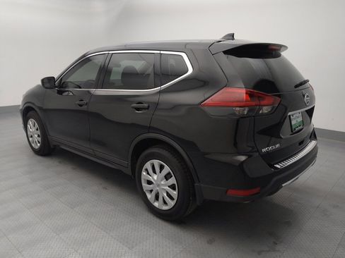 Used 2019 Nissan Rogue S image 3