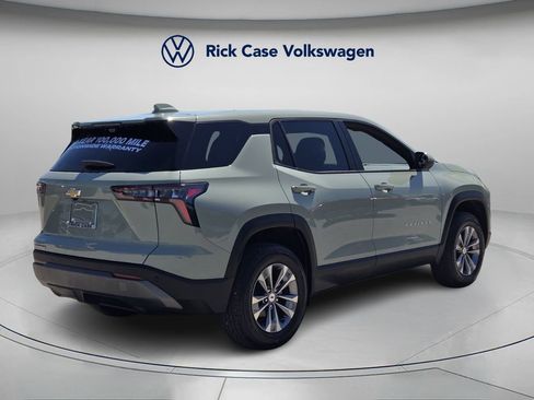 Used 2025 Chevrolet Equinox LT w/ Safety and Technology Package image 6