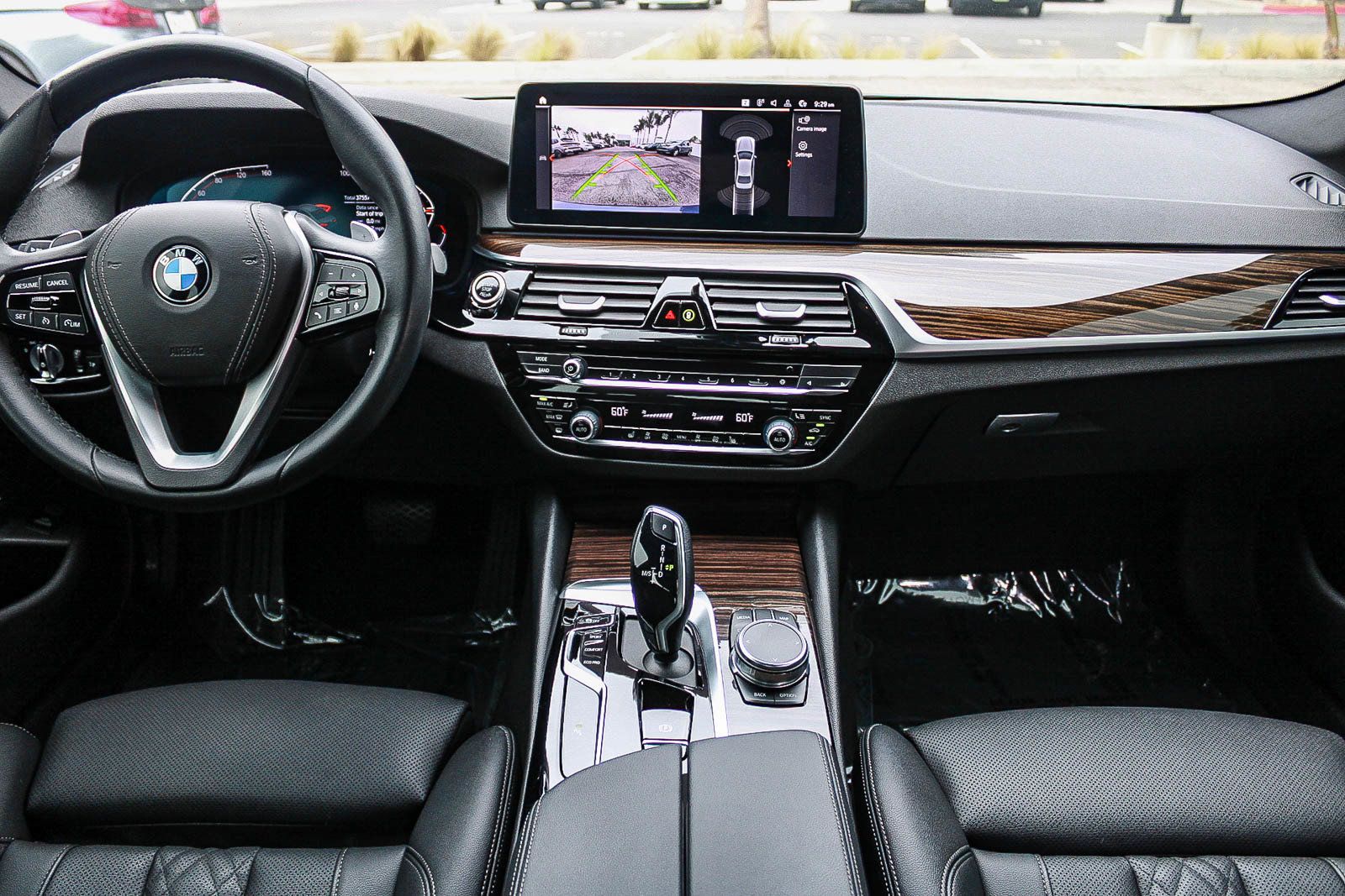 Used 2023 BMW 540i w/ Premium Package RWD image 12