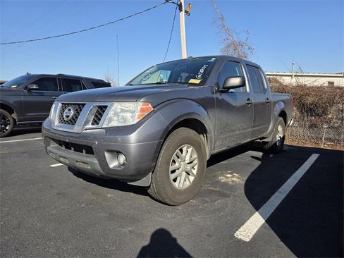 Used 2016 Nissan Frontier SV w/ SV Value Truck Package image 3
