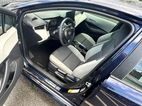 Used 2023 Toyota Corolla LE w/ LE Premium Package FWD image 12