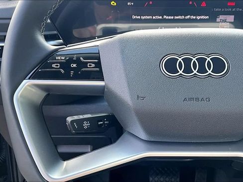 Used 2025 Audi Q5 Premium w/ Convenience Package AWD/4WD image 11
