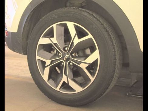 Used 2020 Kia Sportage EX FWD image 13