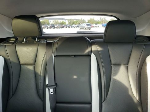 Used 2025 Buick Envision Sport Touring image 13