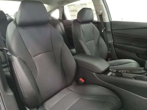 Used 2023 Honda Accord EX-L image 14