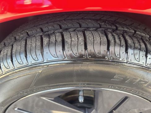 Used 2023 Hyundai Elantra SEL w/ Cargo Package image 40