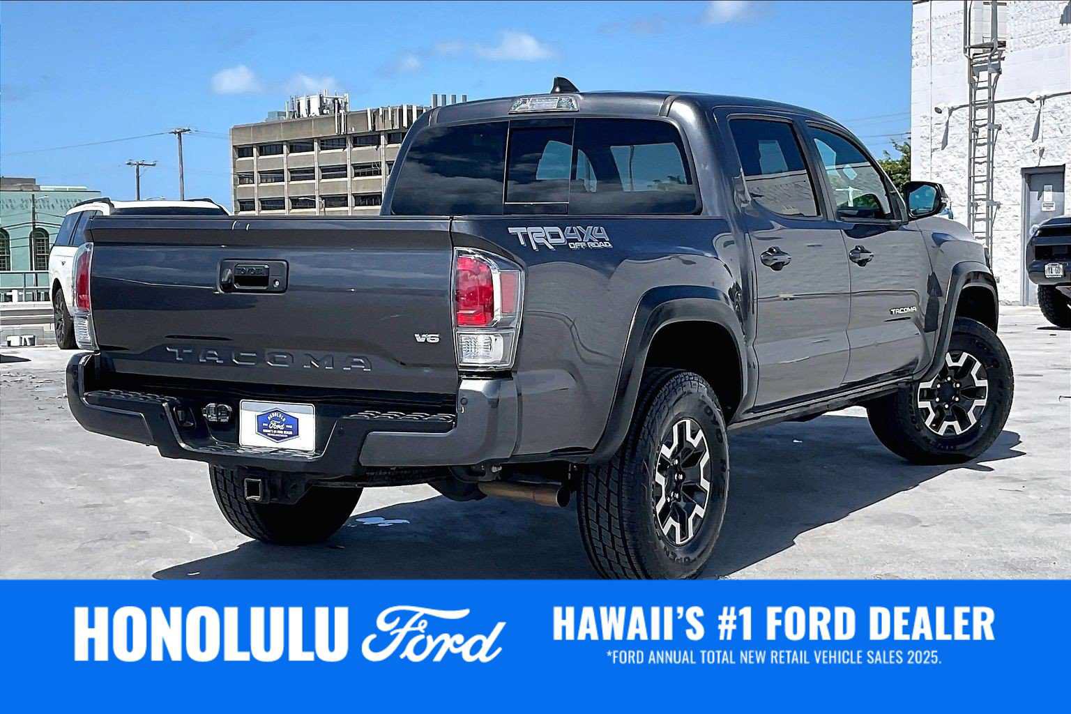 Used 2020 Toyota Tacoma TRD Off-Road w/ Technology Package AWD/4WD image 22